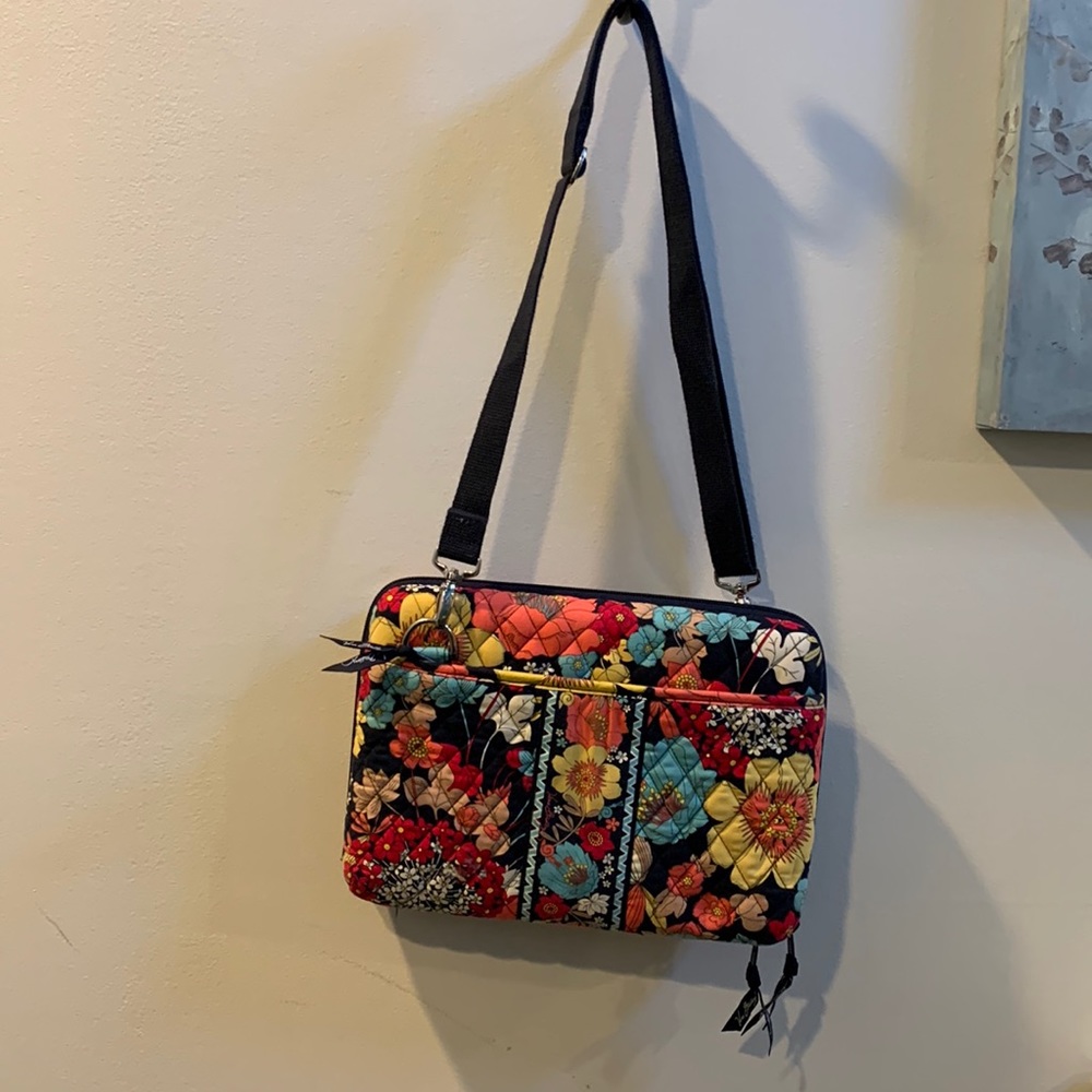 Vera Bradley Laptop Case “Happy Snails”